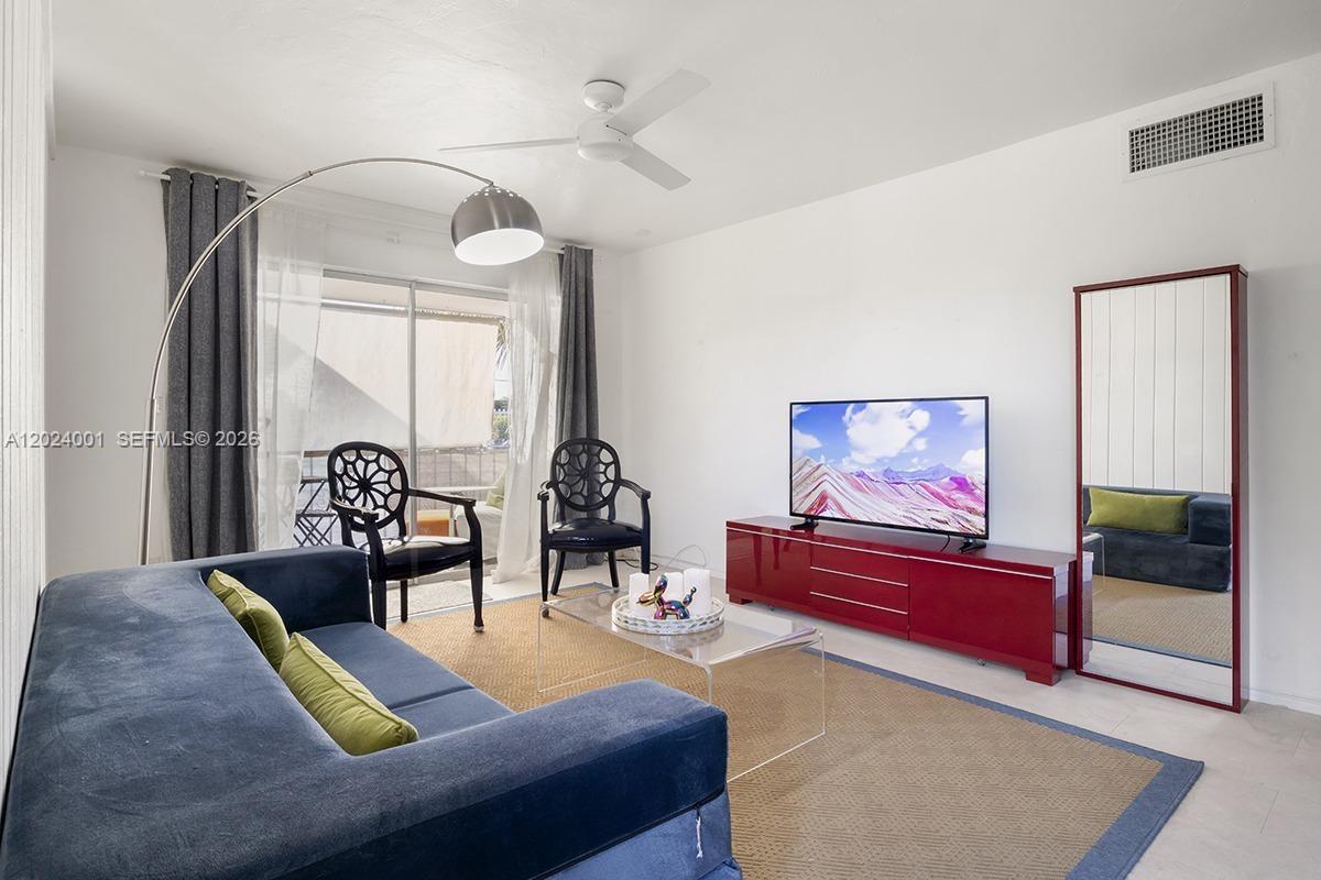 CASA GRANADA CONDO - Residential