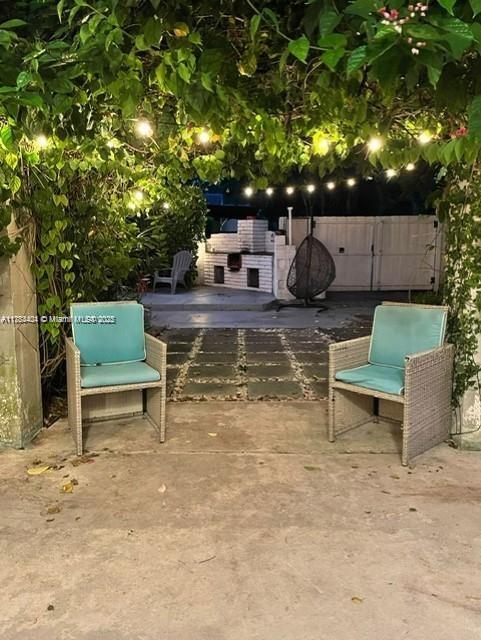 MIAMI SHORES SEC 6 - Residential Lease