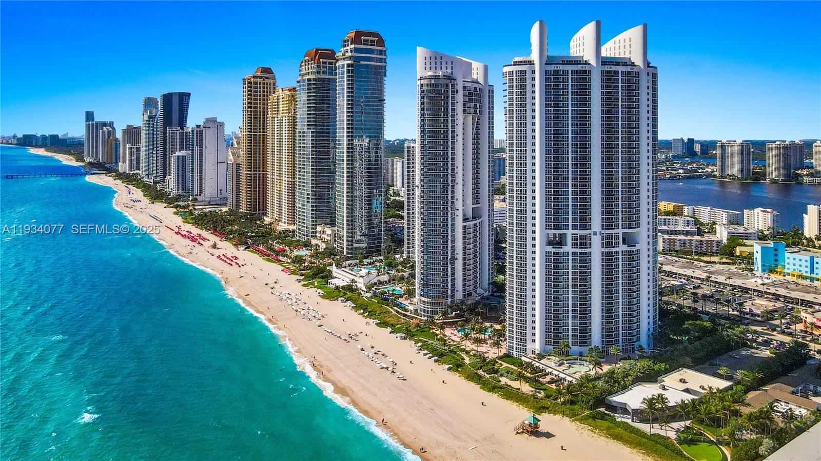 TRUMP ROYALE CONDO - Residential