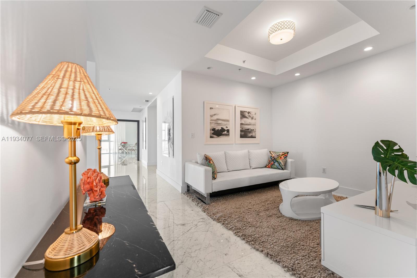 TRUMP ROYALE CONDO - Residential