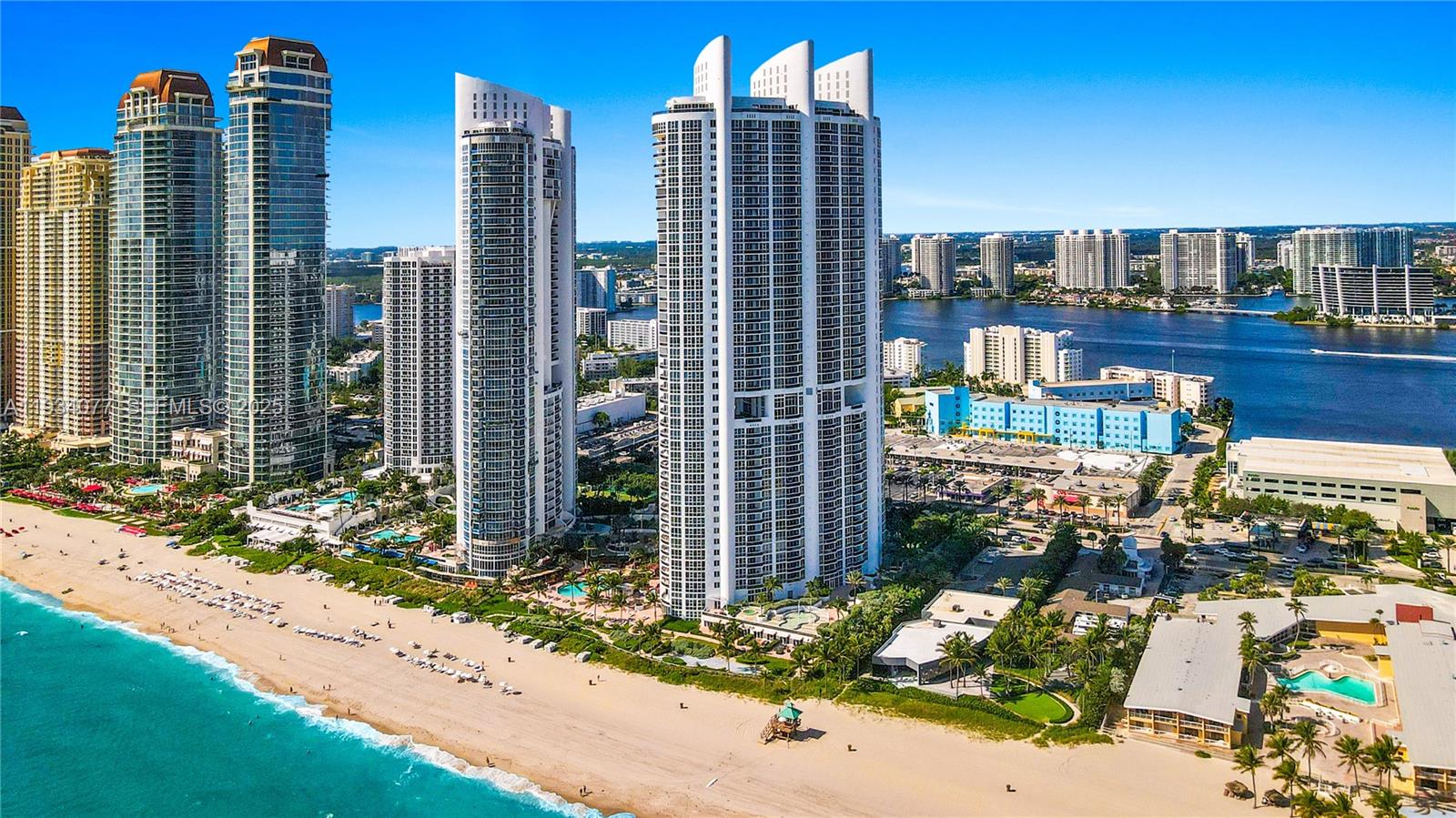 TRUMP ROYALE CONDO - Residential