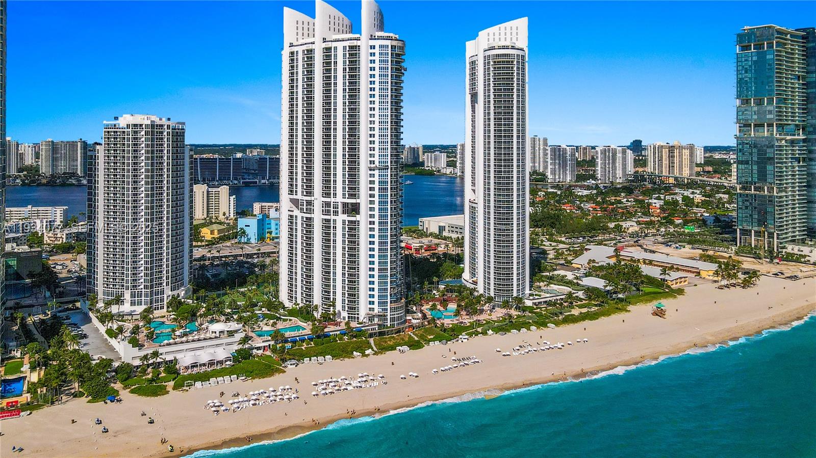TRUMP ROYALE CONDO - Residential