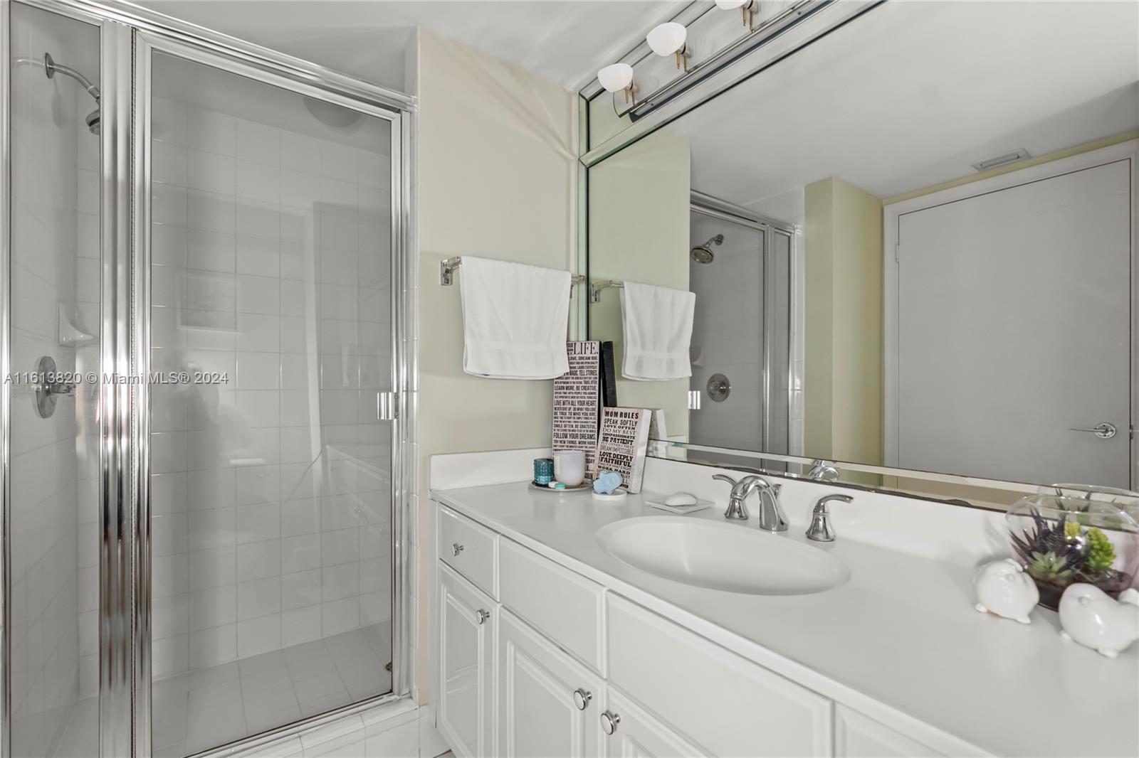 HARBOR TWS AT THE WATERWA - Residential Lease