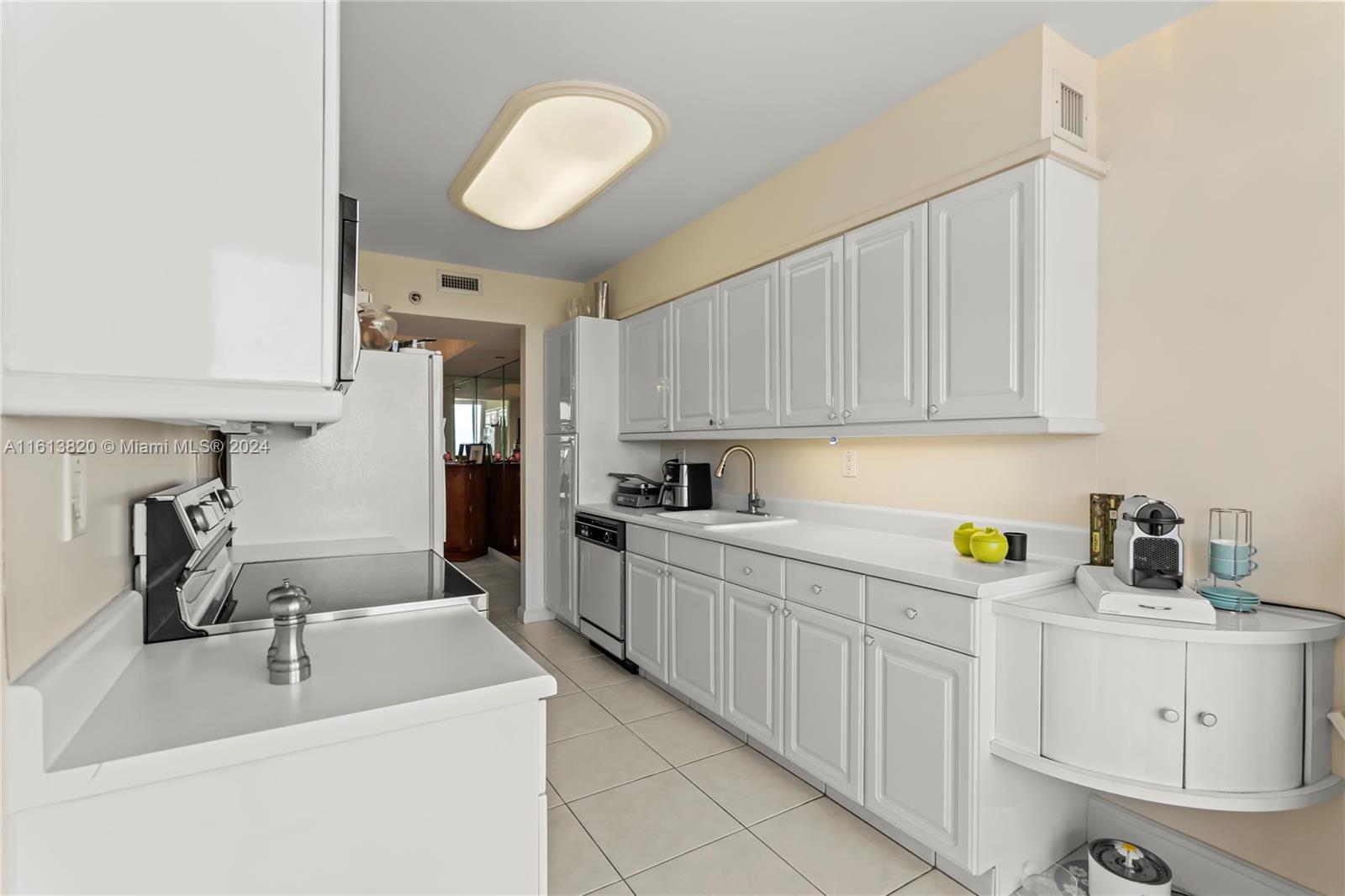 HARBOR TWS AT THE WATERWA - Residential Lease