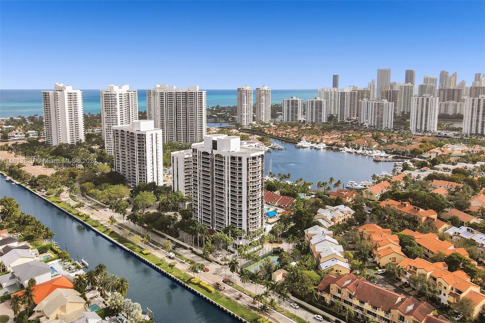 HARBOR TWS AT THE WATERWA - Residential Lease
