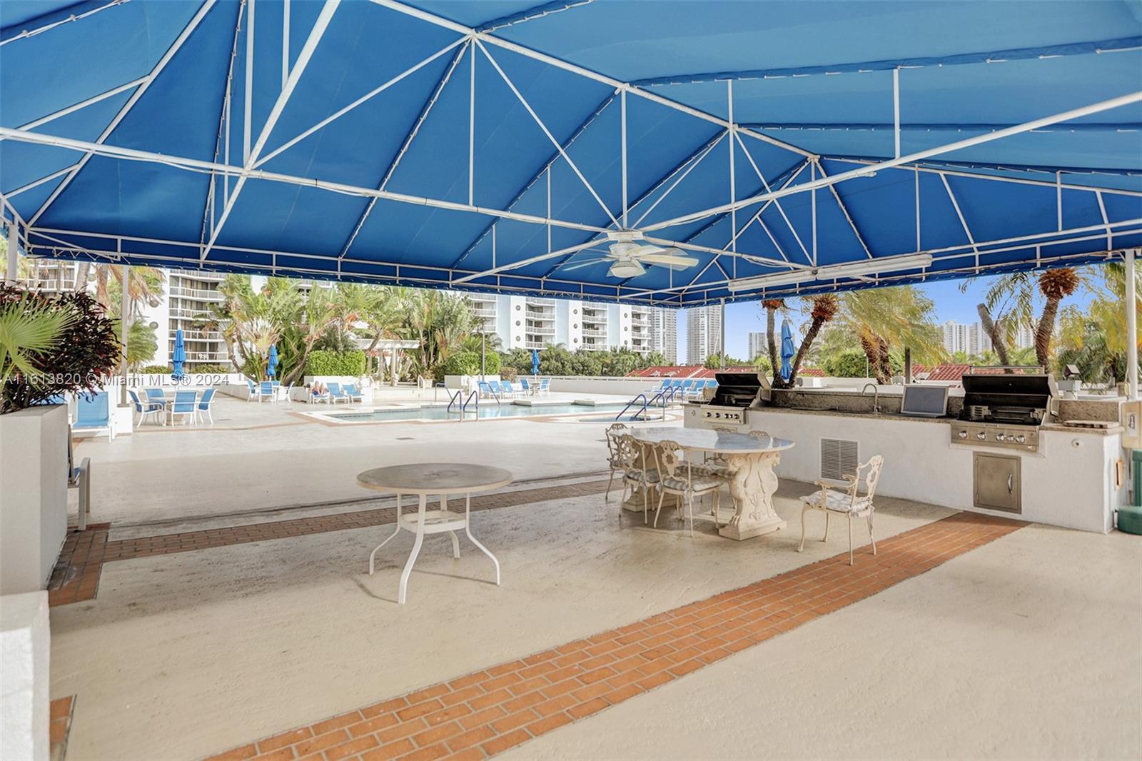 HARBOR TWS AT THE WATERWA - Residential Lease