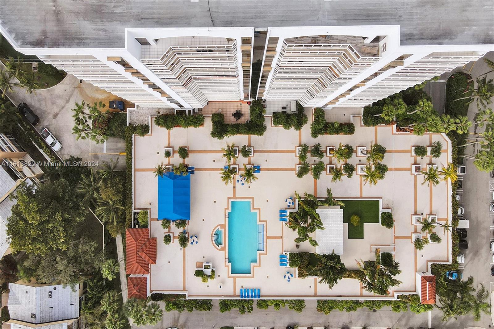 HARBOR TWS AT THE WATERWA - Residential Lease