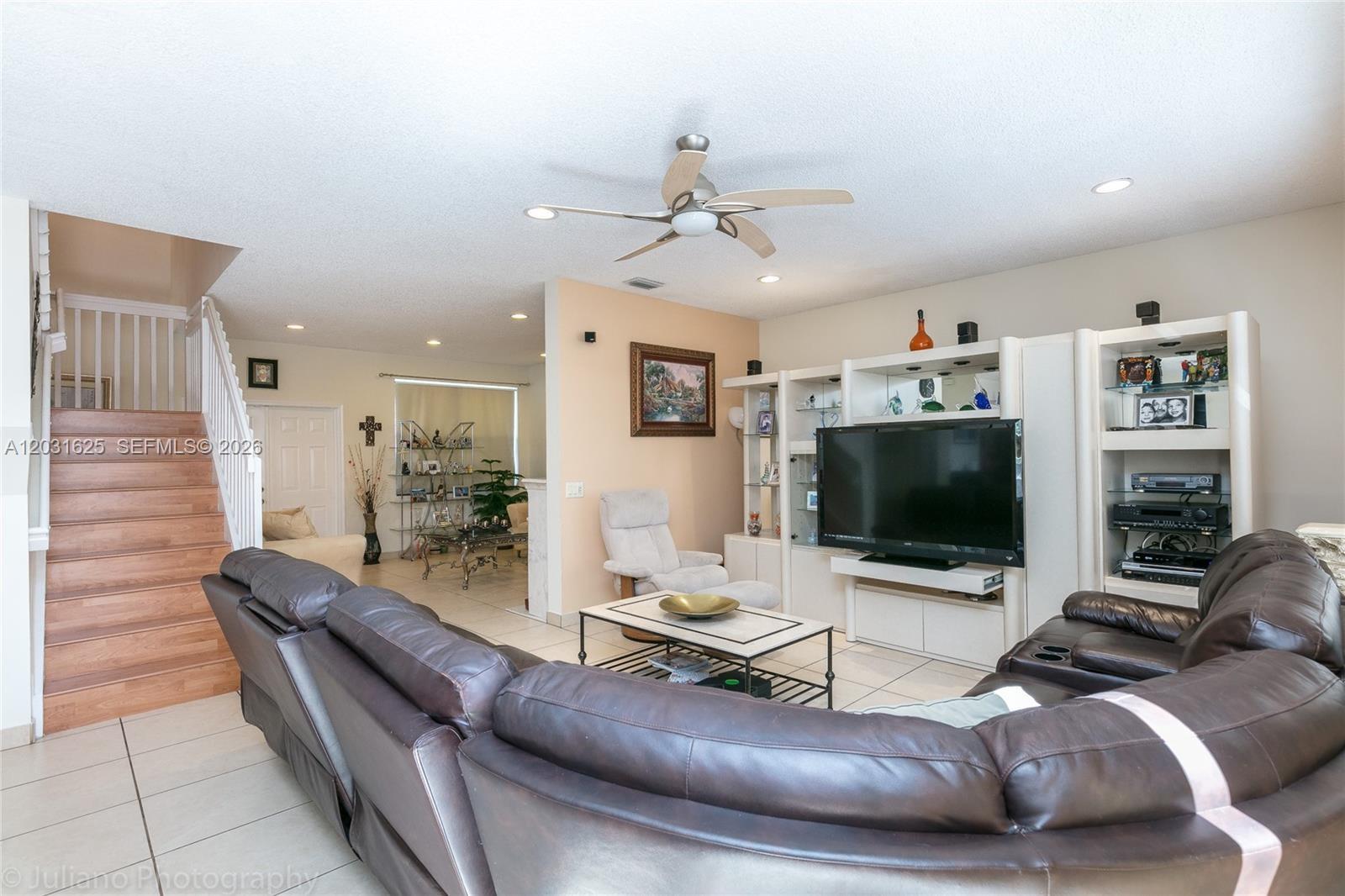 SECTOR 2-PARCELS 11 27 28 - Residential