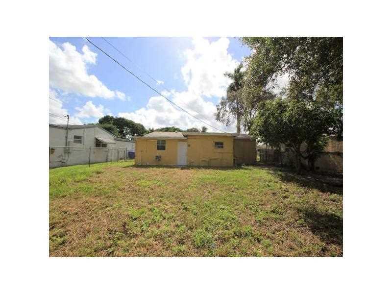 DRIFTWOOD ACRES 37-22 B - Residential Lease