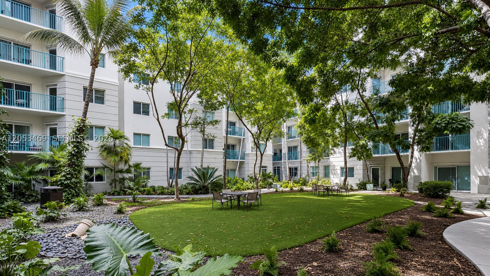 VALENCIA CONDO - Residential Lease