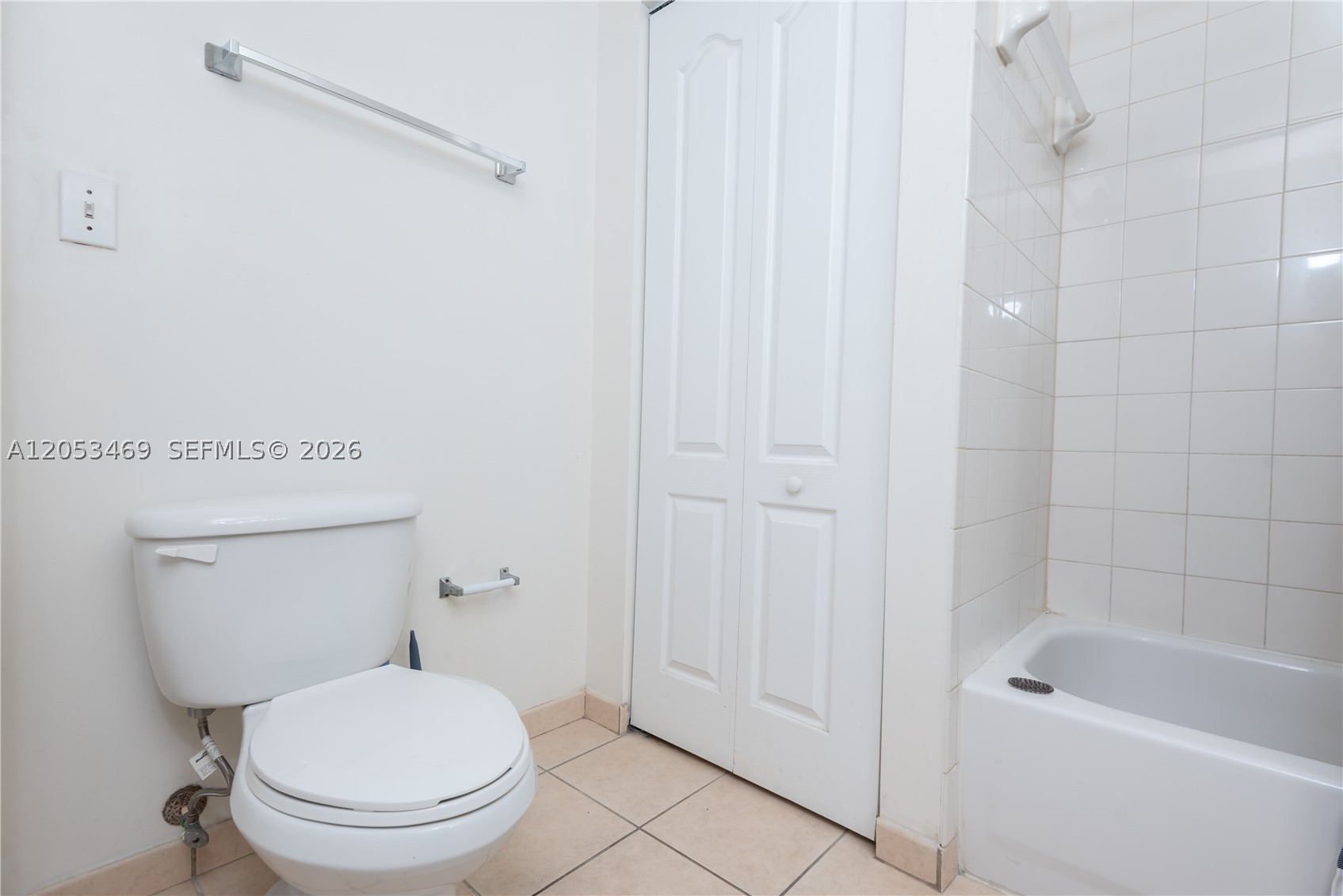 VALENCIA CONDO - Residential Lease