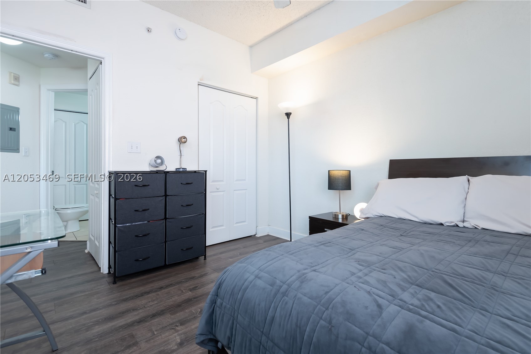 VALENCIA CONDO - Residential Lease