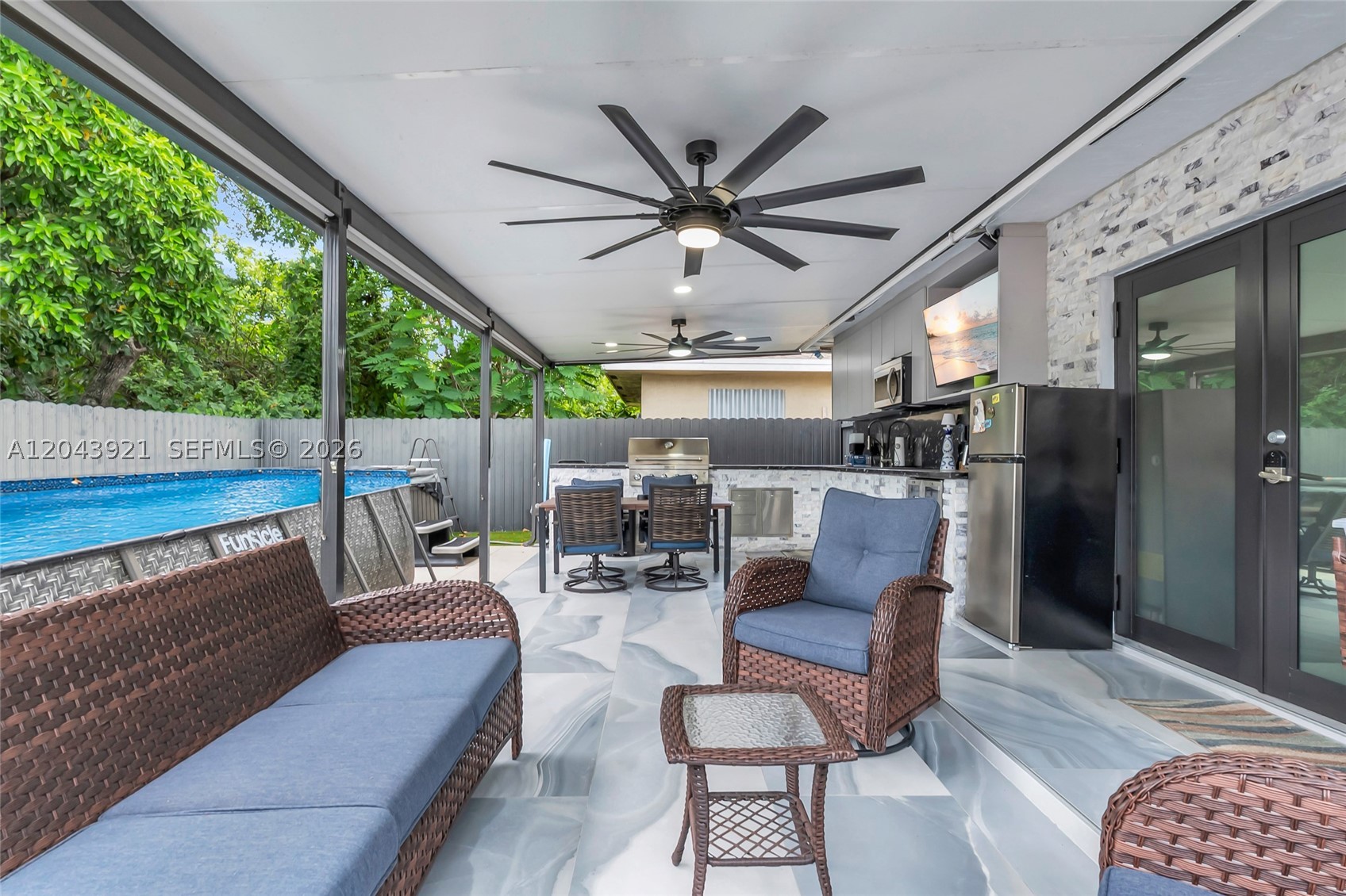 PARA VILLA HEIGHTS - Residential