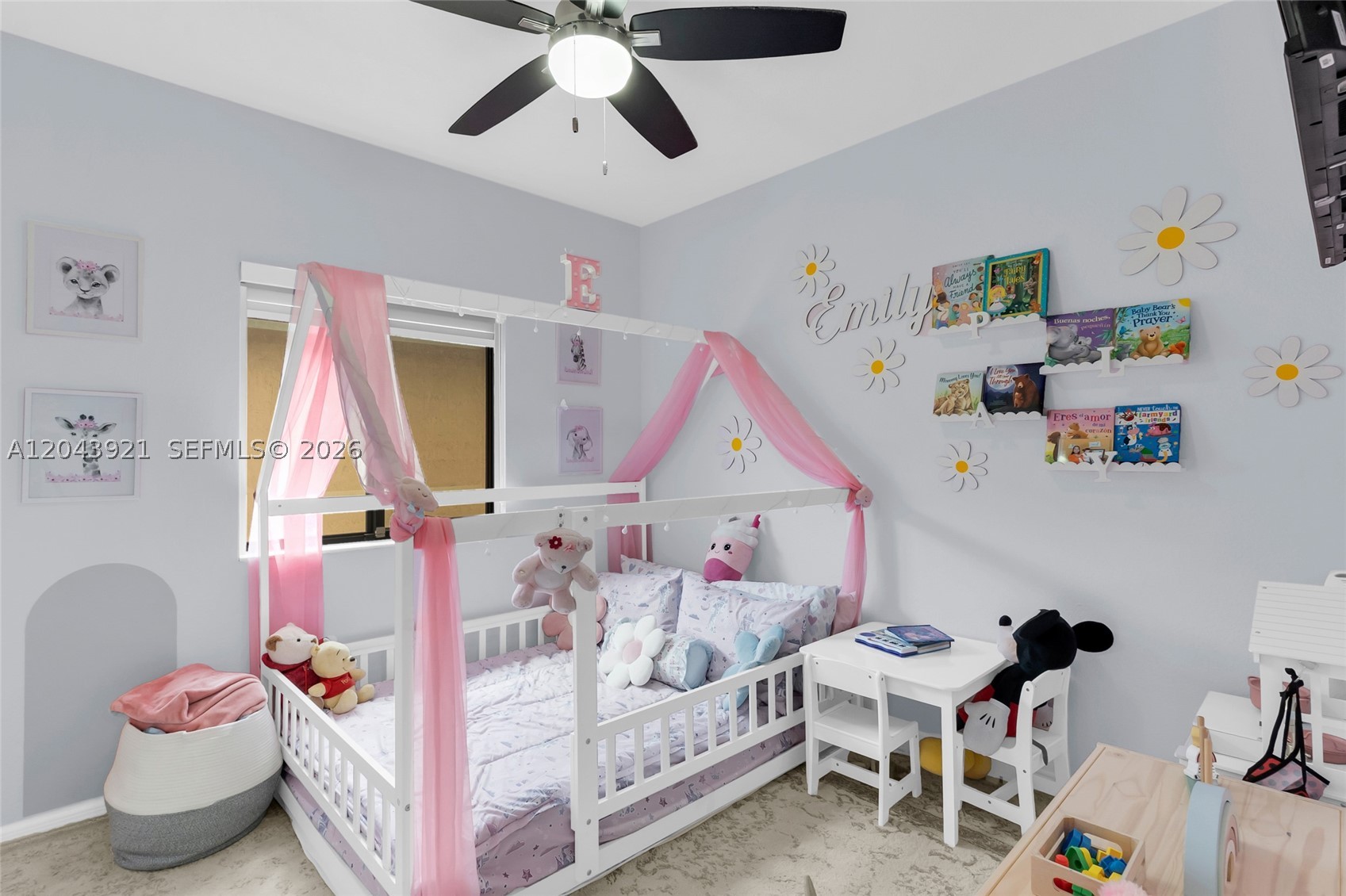 PARA VILLA HEIGHTS - Residential