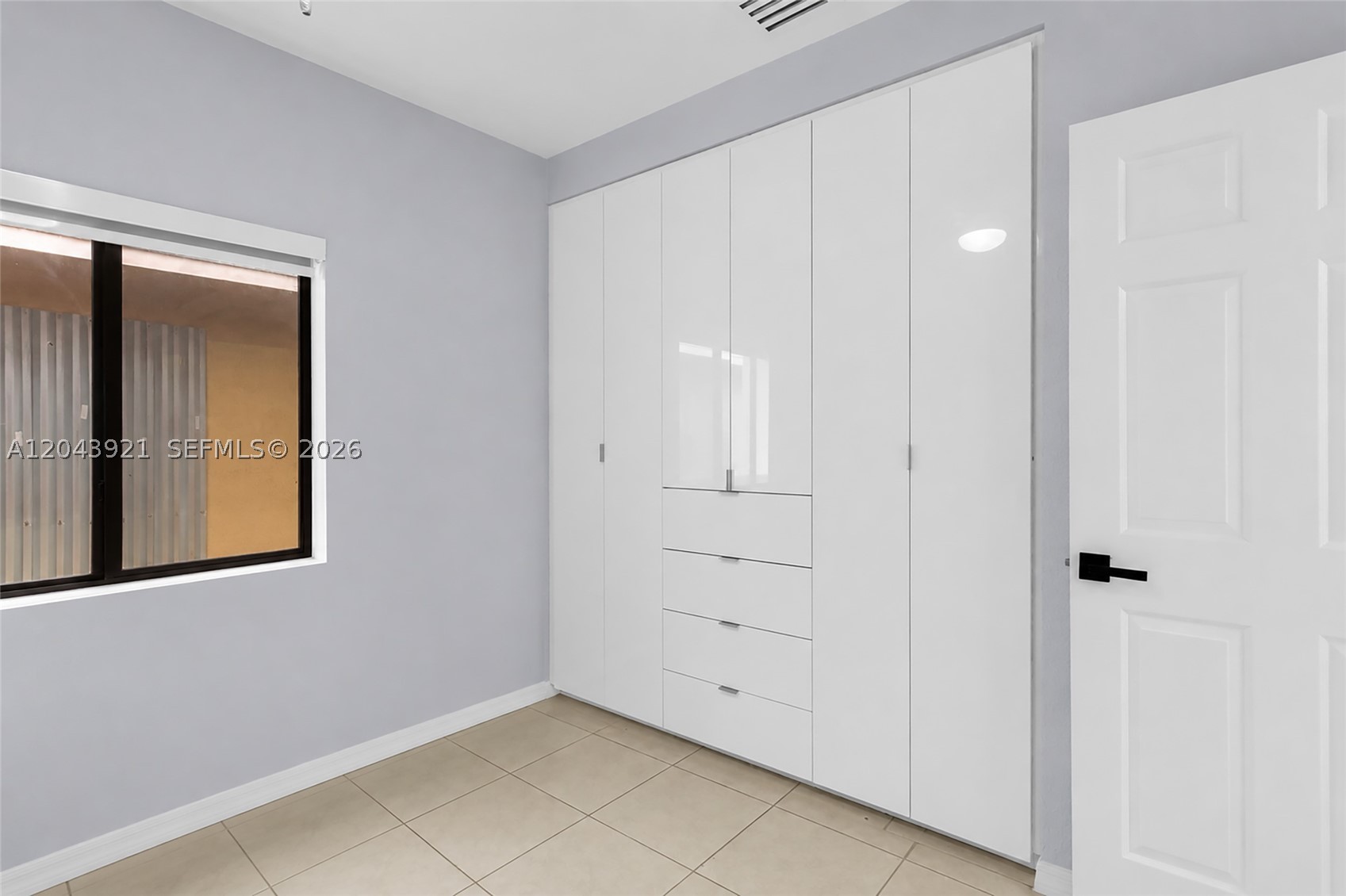 PARA VILLA HEIGHTS - Residential