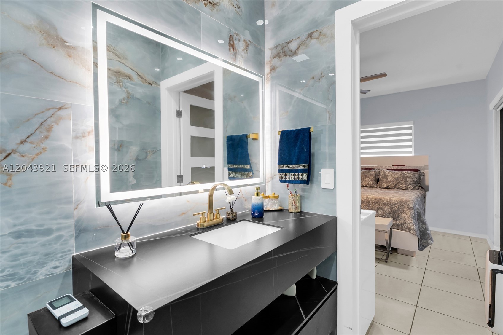 PARA VILLA HEIGHTS - Residential
