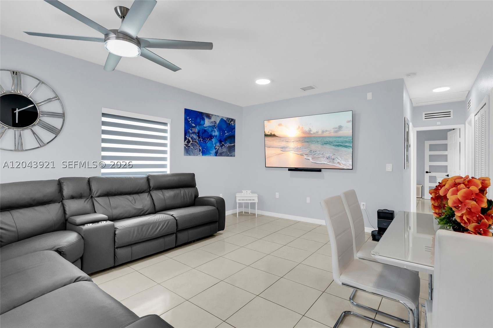 PARA VILLA HEIGHTS - Residential
