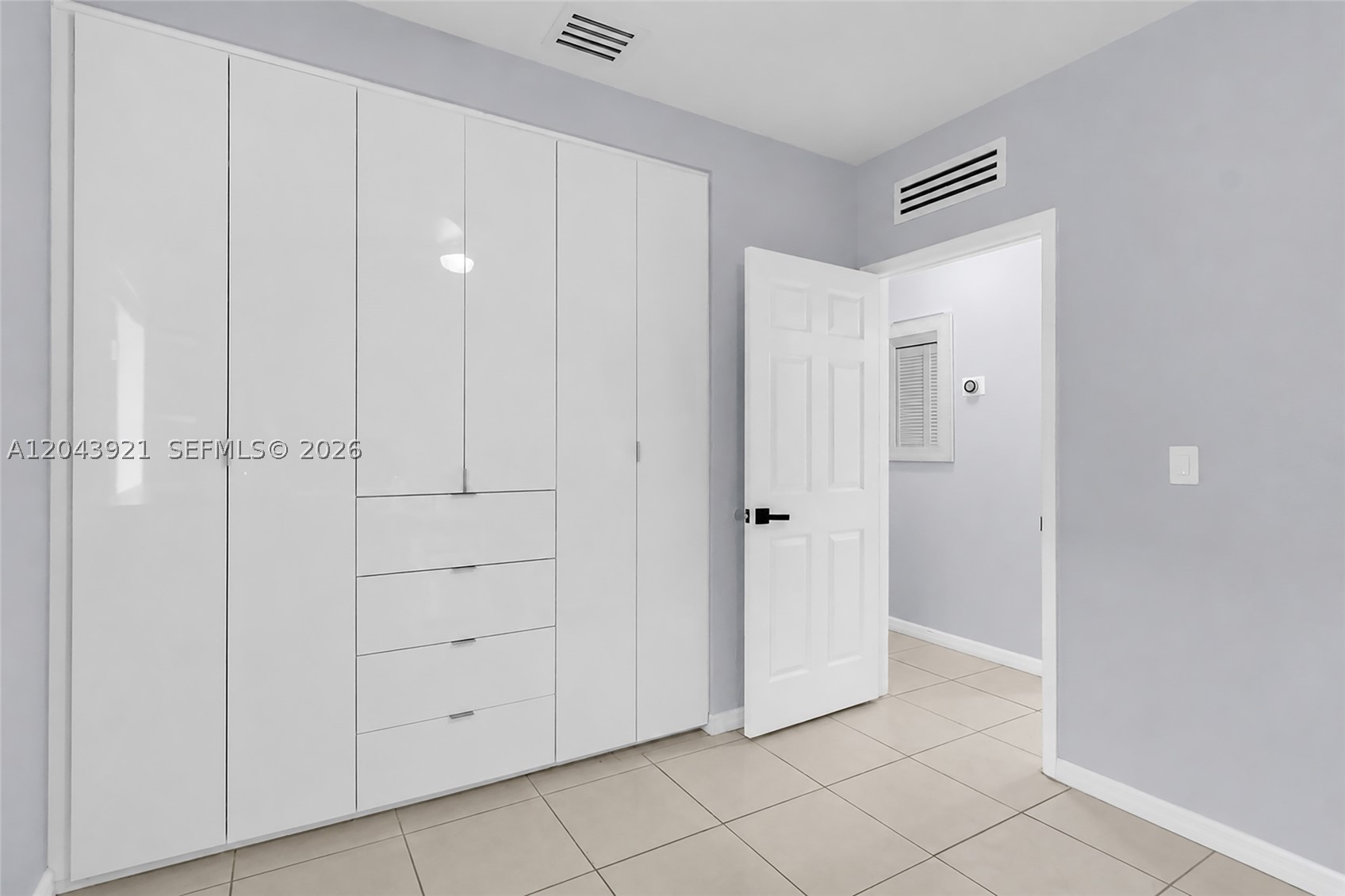 PARA VILLA HEIGHTS - Residential
