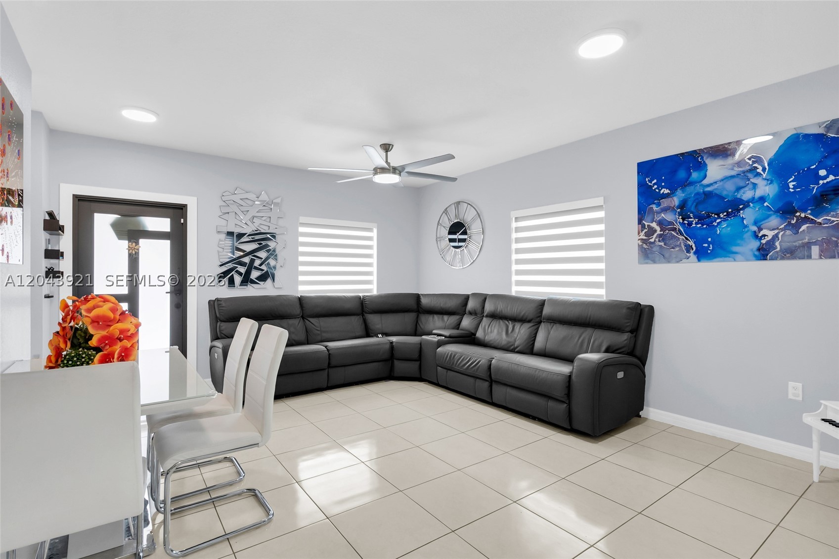 PARA VILLA HEIGHTS - Residential