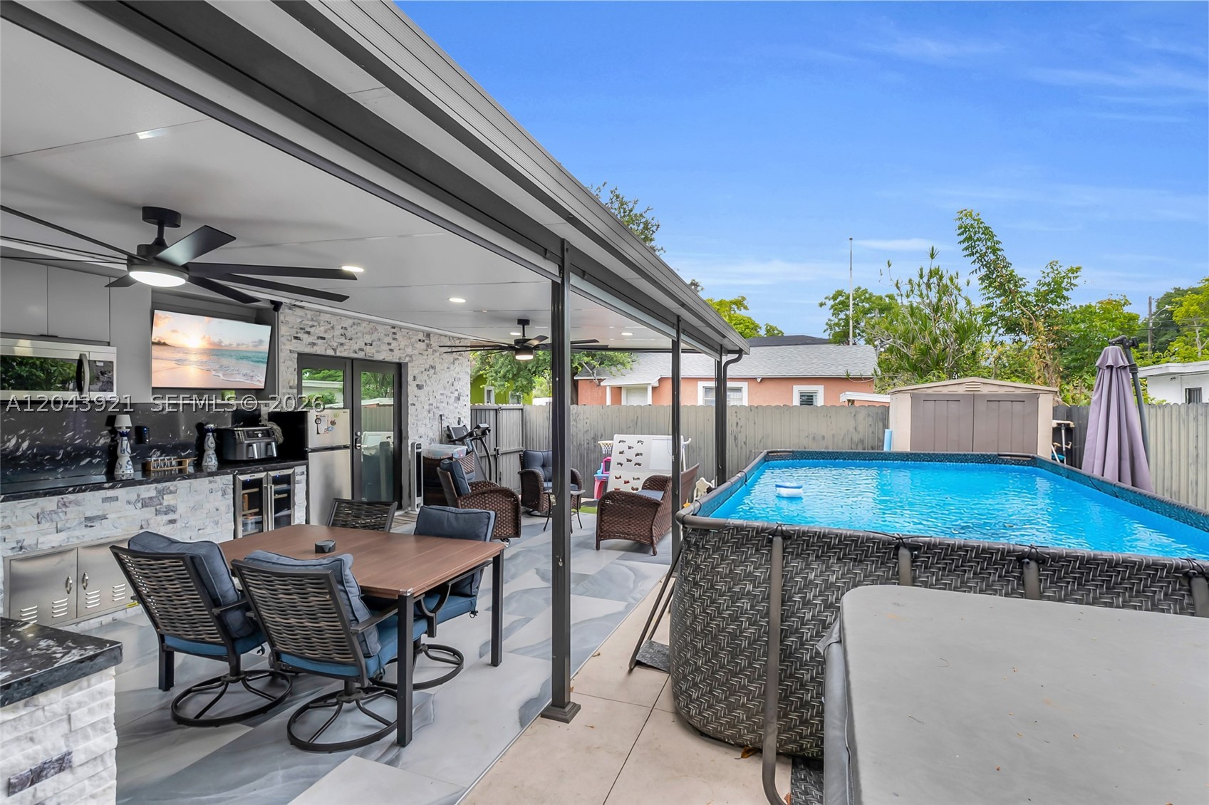 PARA VILLA HEIGHTS - Residential