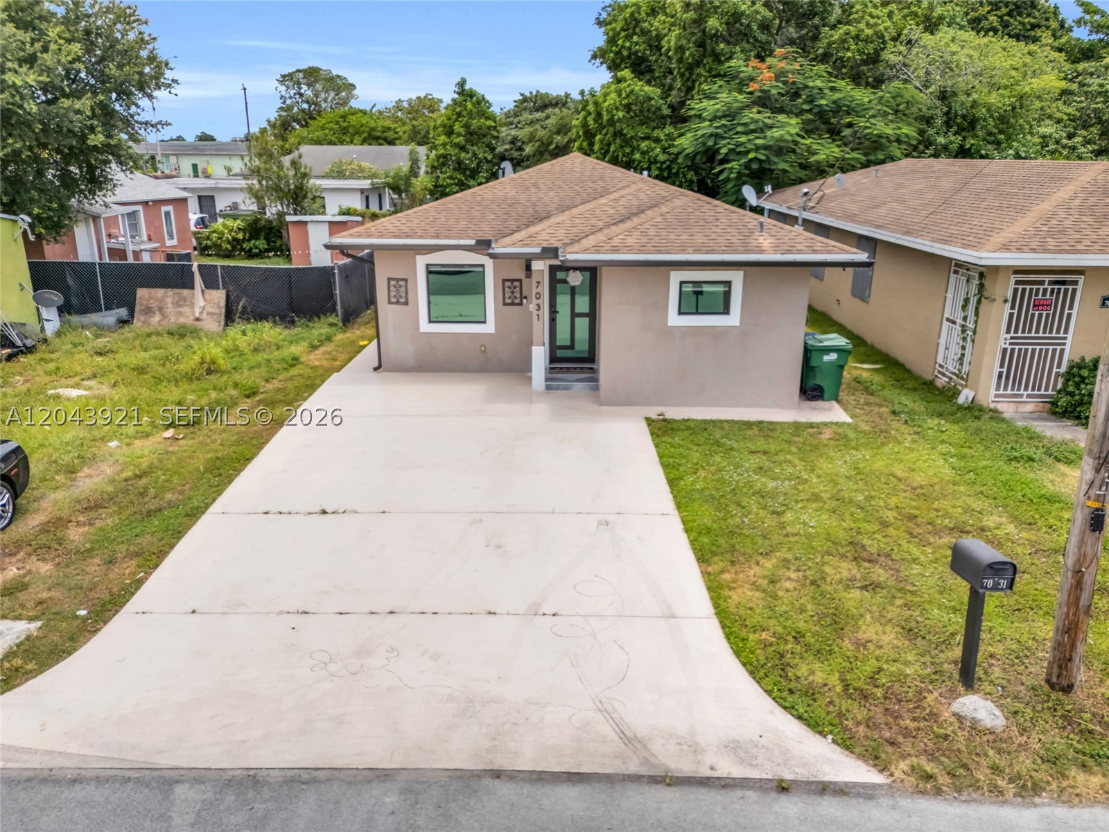 PARA VILLA HEIGHTS - Residential