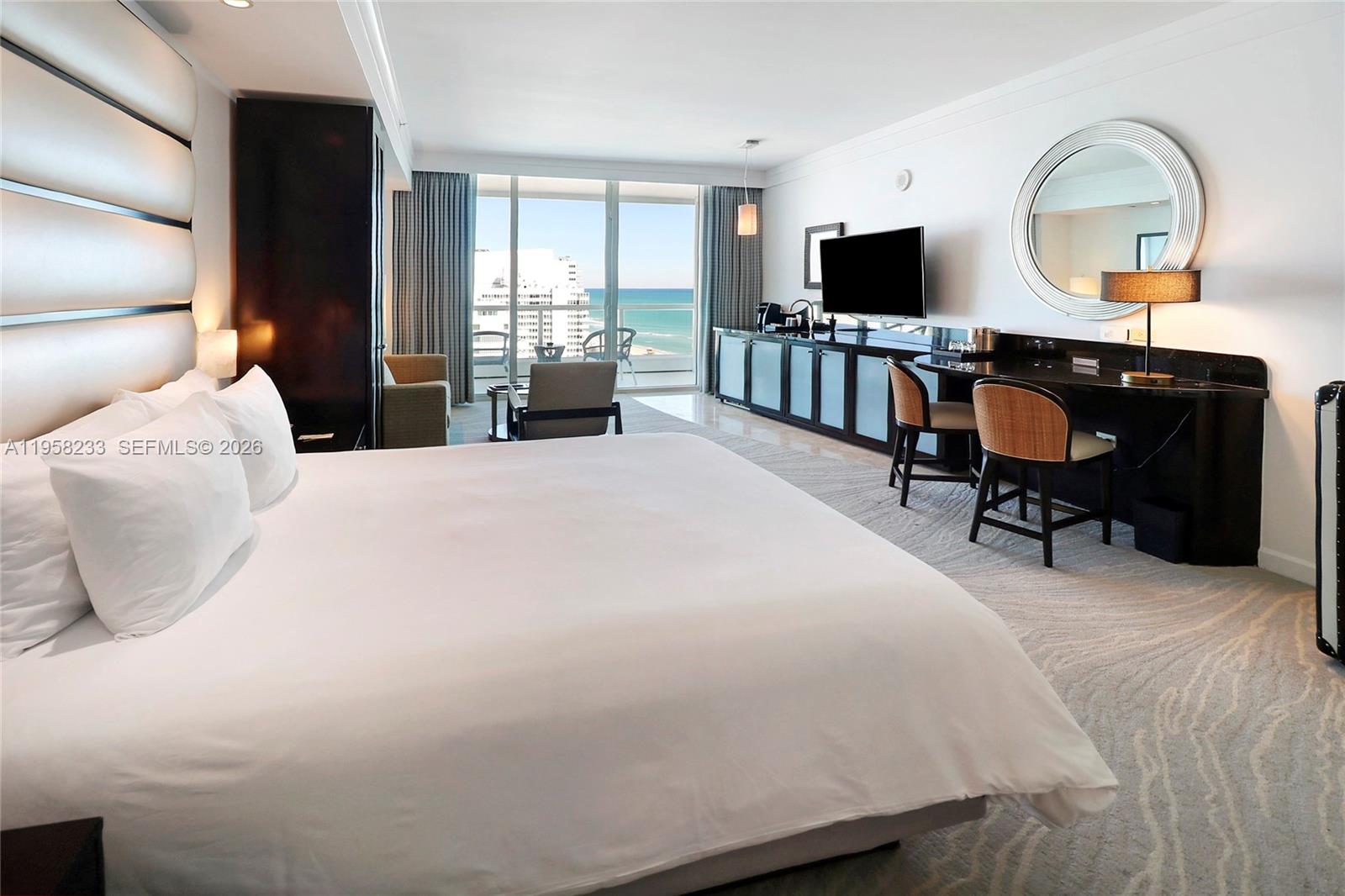FONTAINEBLEAU III OCEAN C - Residential
