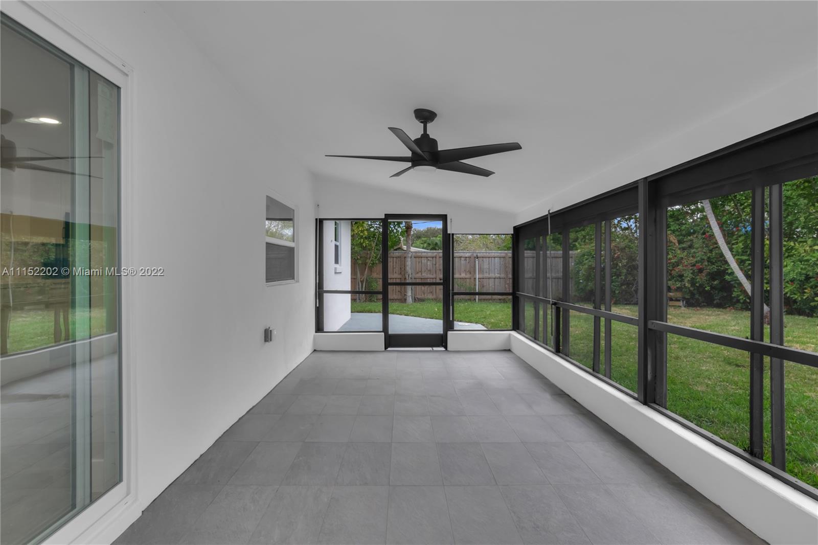CORAL HIGHLANDS - Residential
