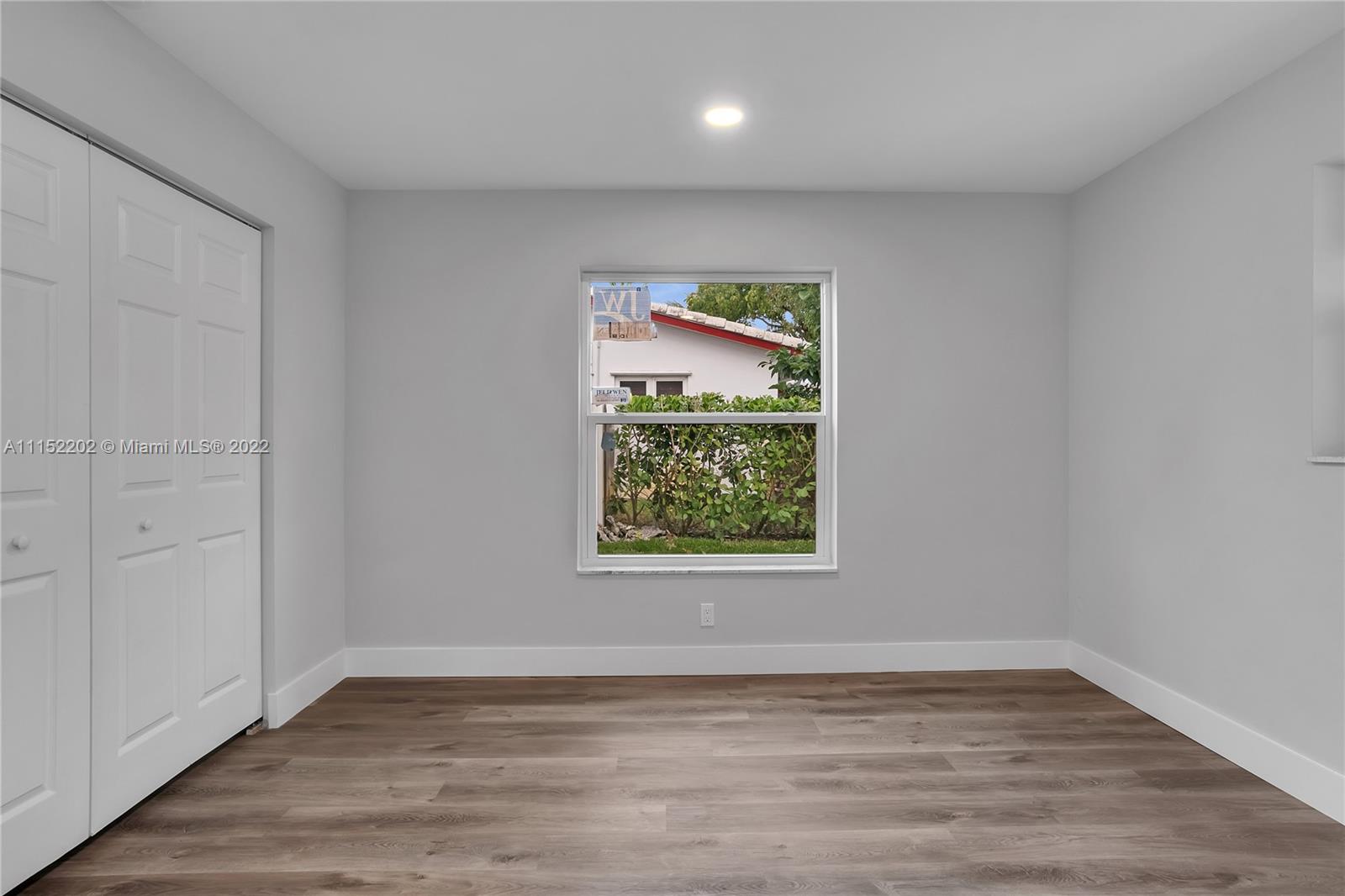 CORAL HIGHLANDS - Residential