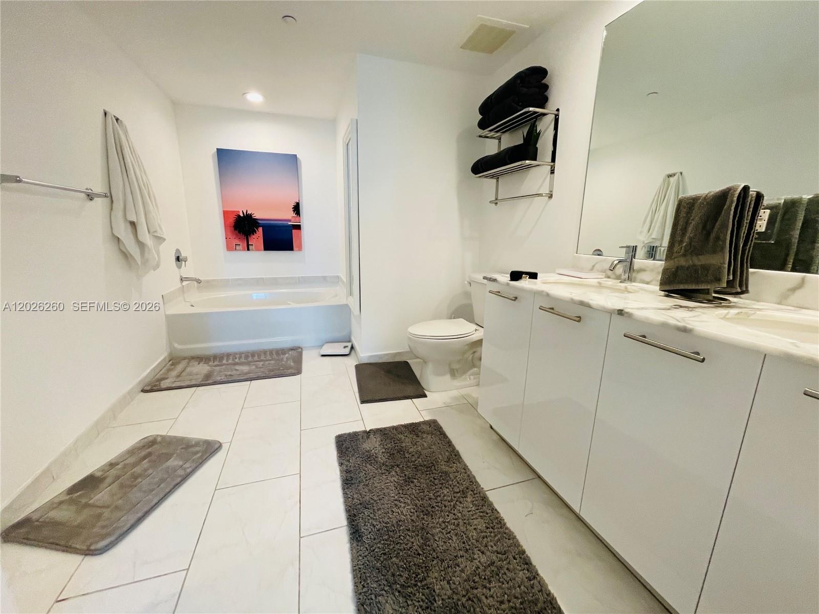 THE PLAZA 851 BRICKELL CO - Residential Lease