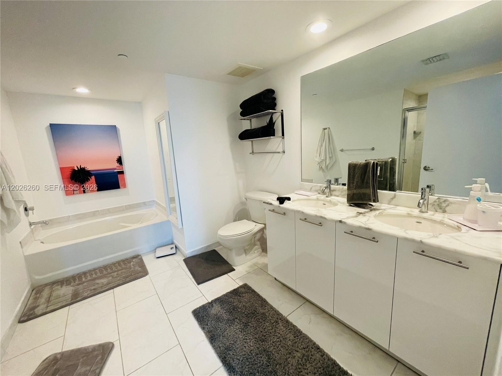 THE PLAZA 851 BRICKELL CO - Residential Lease