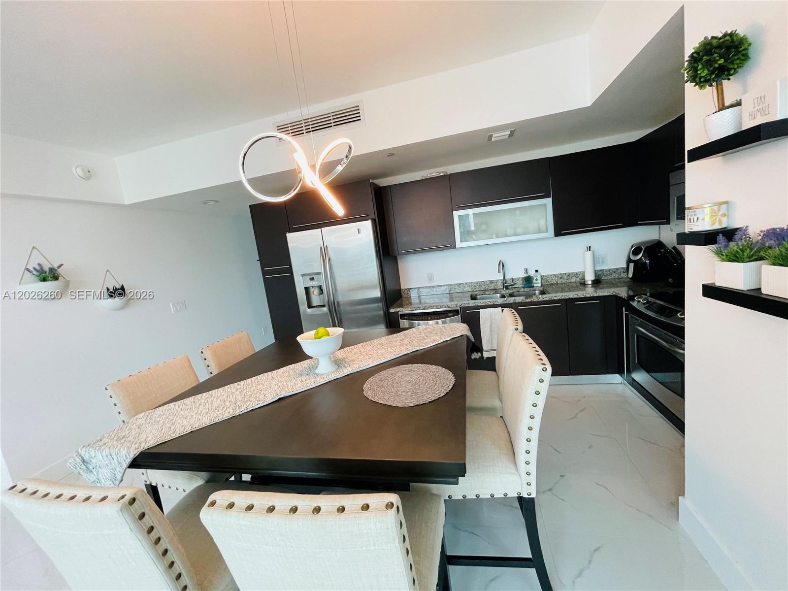 THE PLAZA 851 BRICKELL CO - Residential Lease