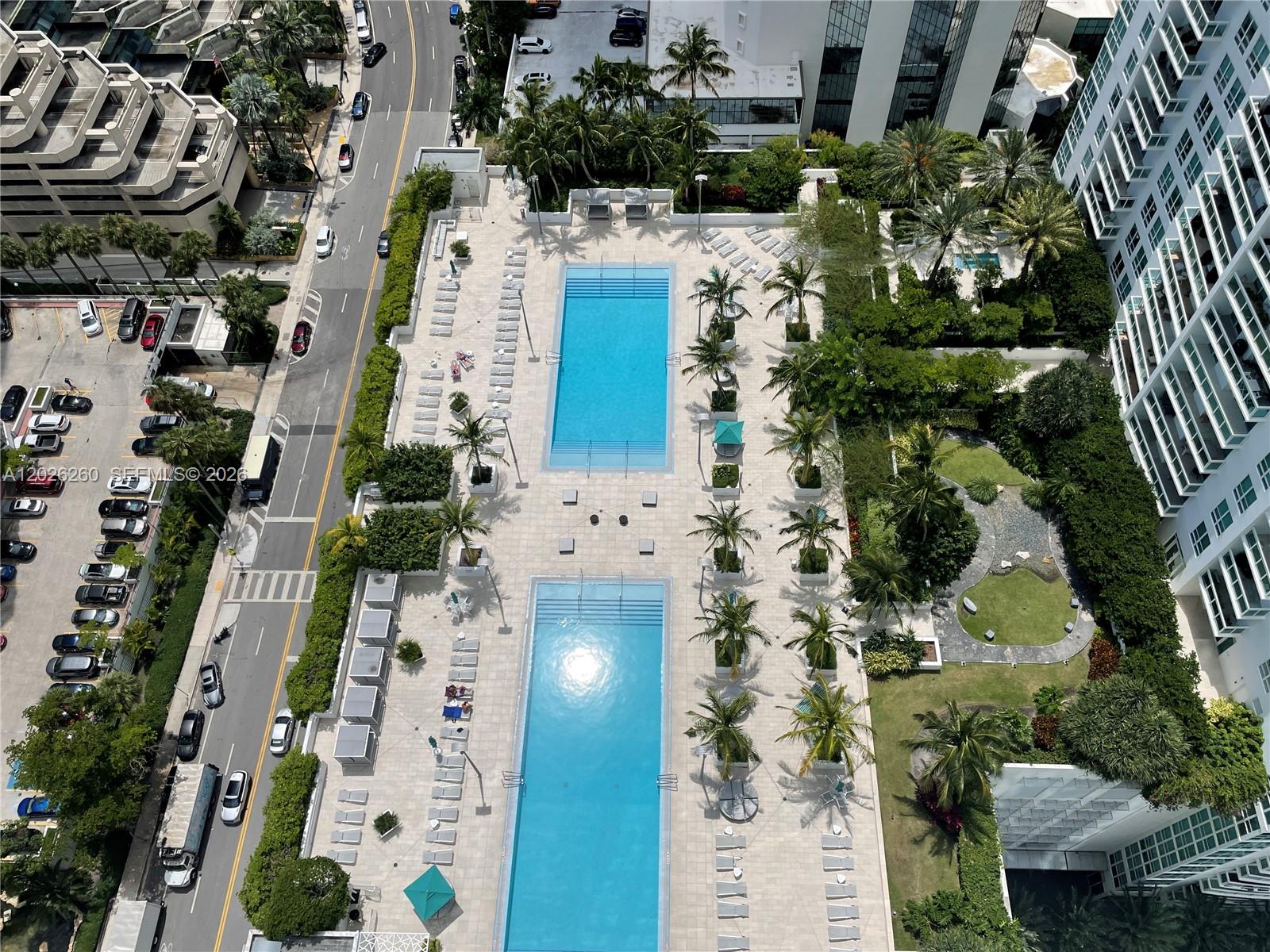 THE PLAZA 851 BRICKELL CO - Residential Lease