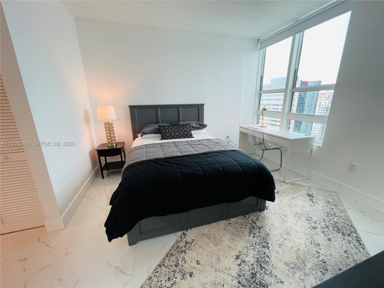 THE PLAZA 851 BRICKELL CO - Residential Lease