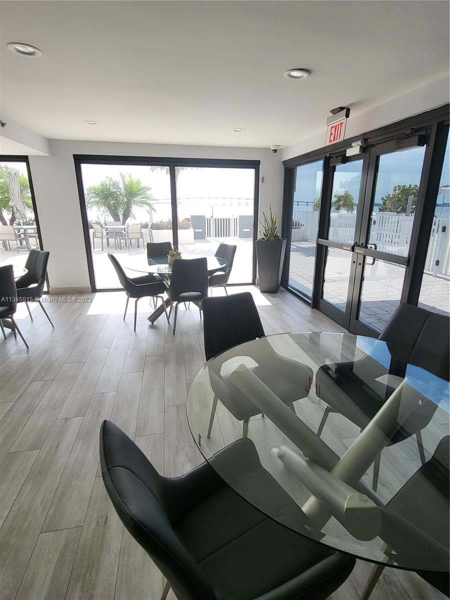 BRICKELL HARBOUR CONDO - Residential Lease