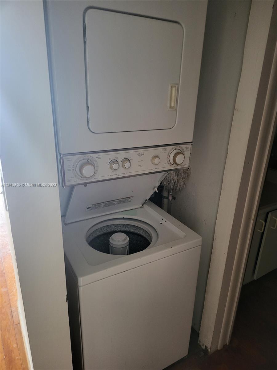 BRICKELL HARBOUR CONDO - Residential Lease