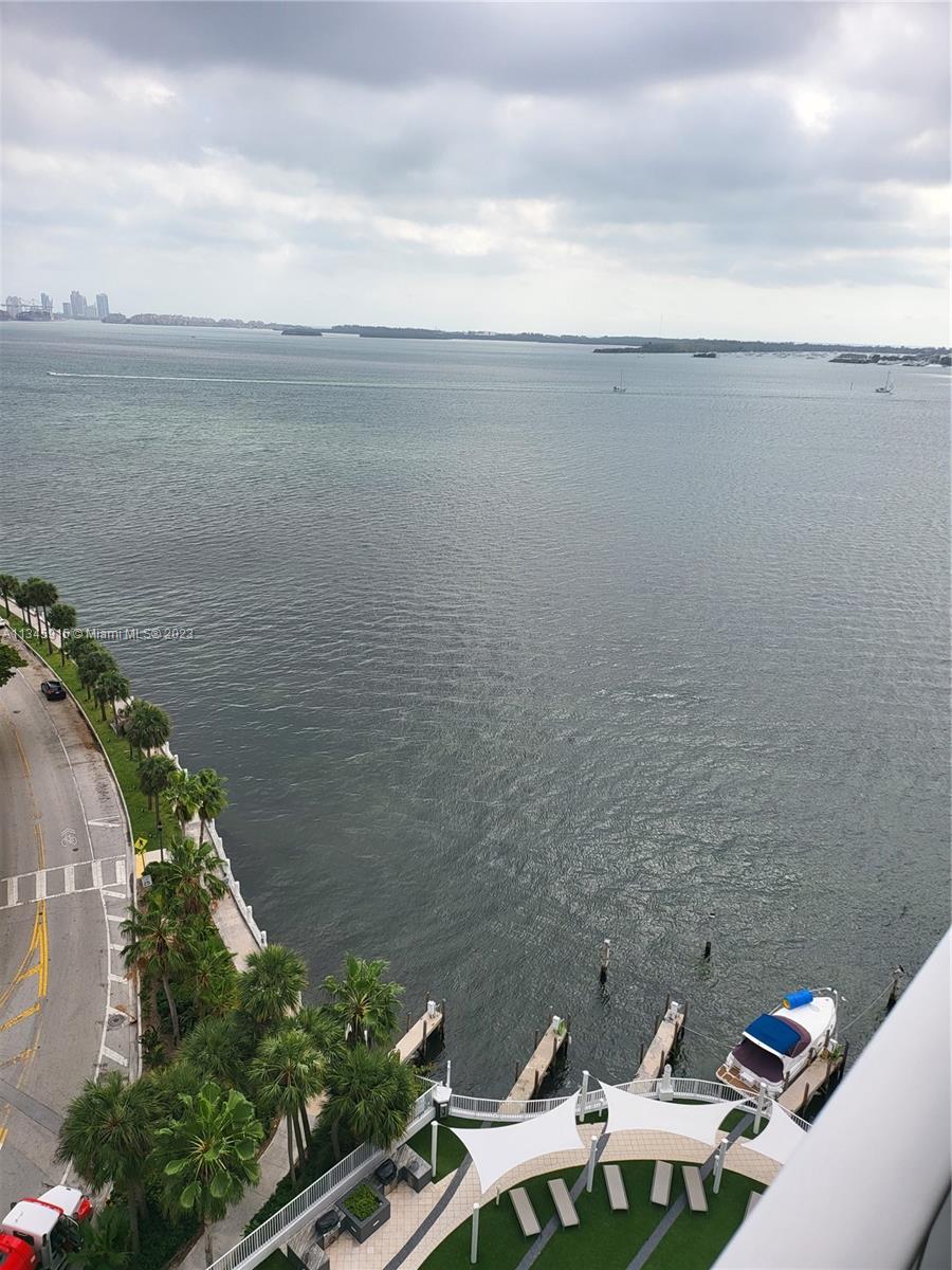 BRICKELL HARBOUR CONDO - Residential Lease