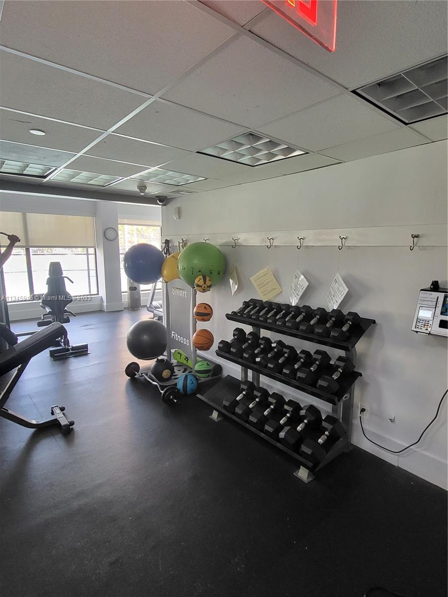 BRICKELL HARBOUR CONDO - Residential Lease