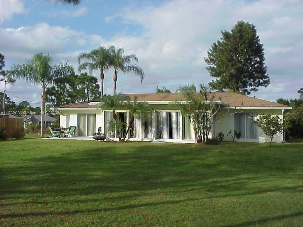 Palm Beach Country Estates - Residential