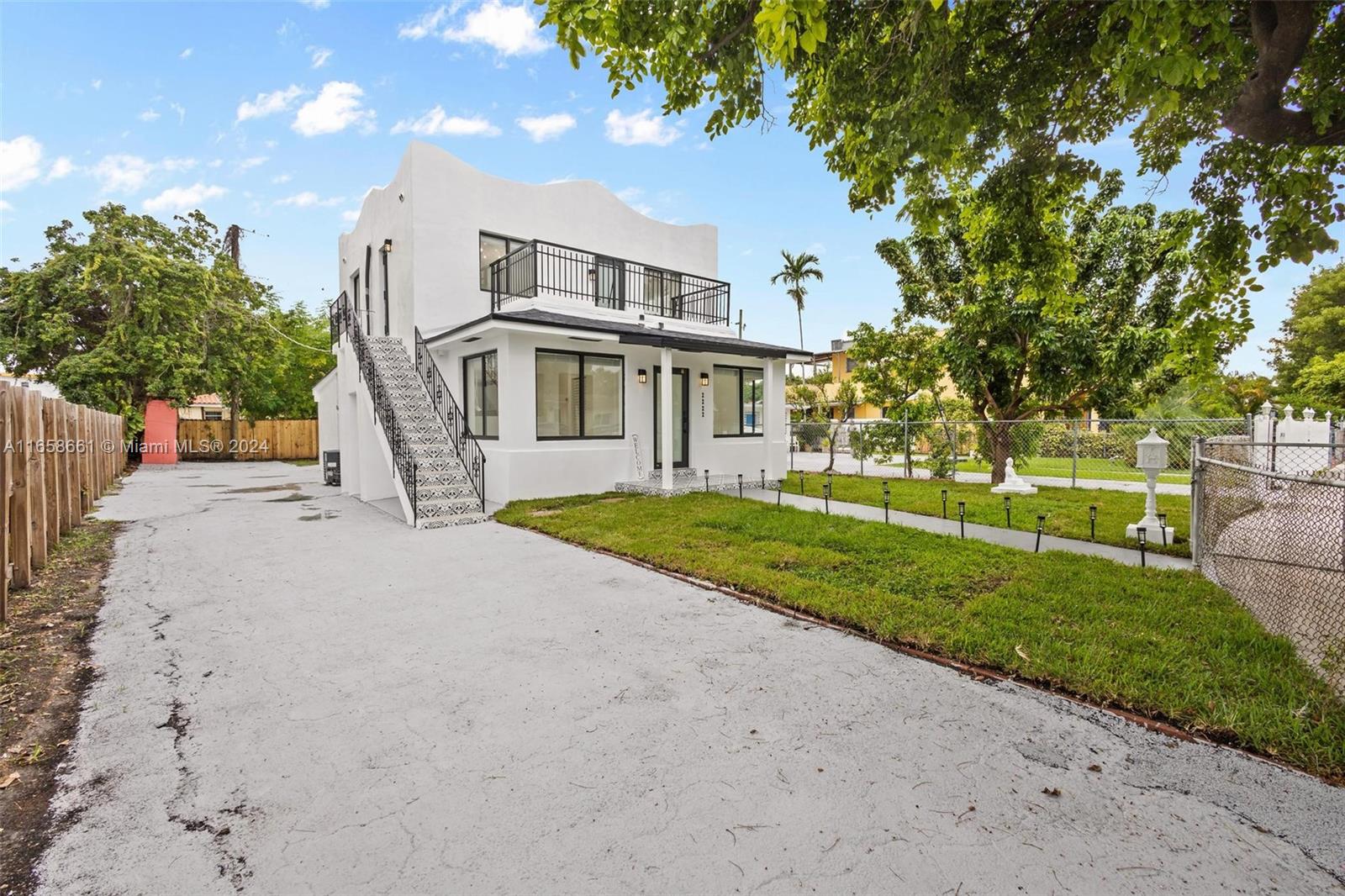 FAIRMONT PARK - Residential Income