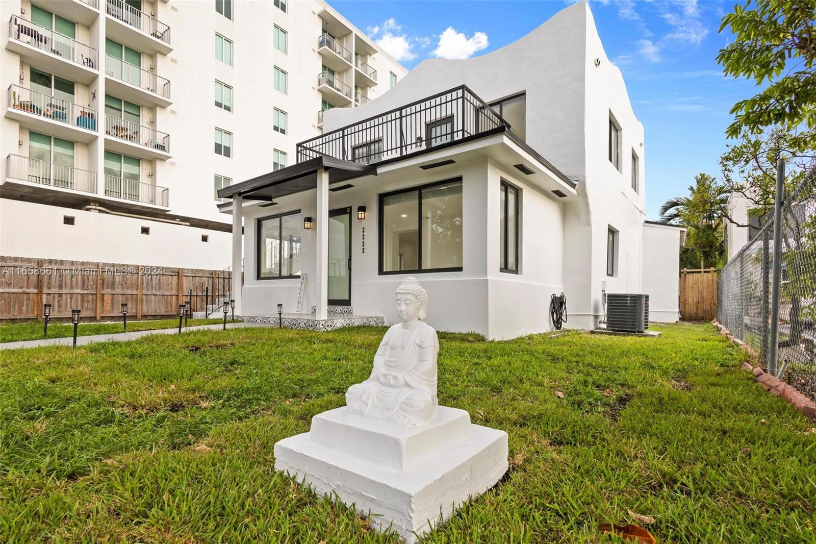 FAIRMONT PARK - Residential Income