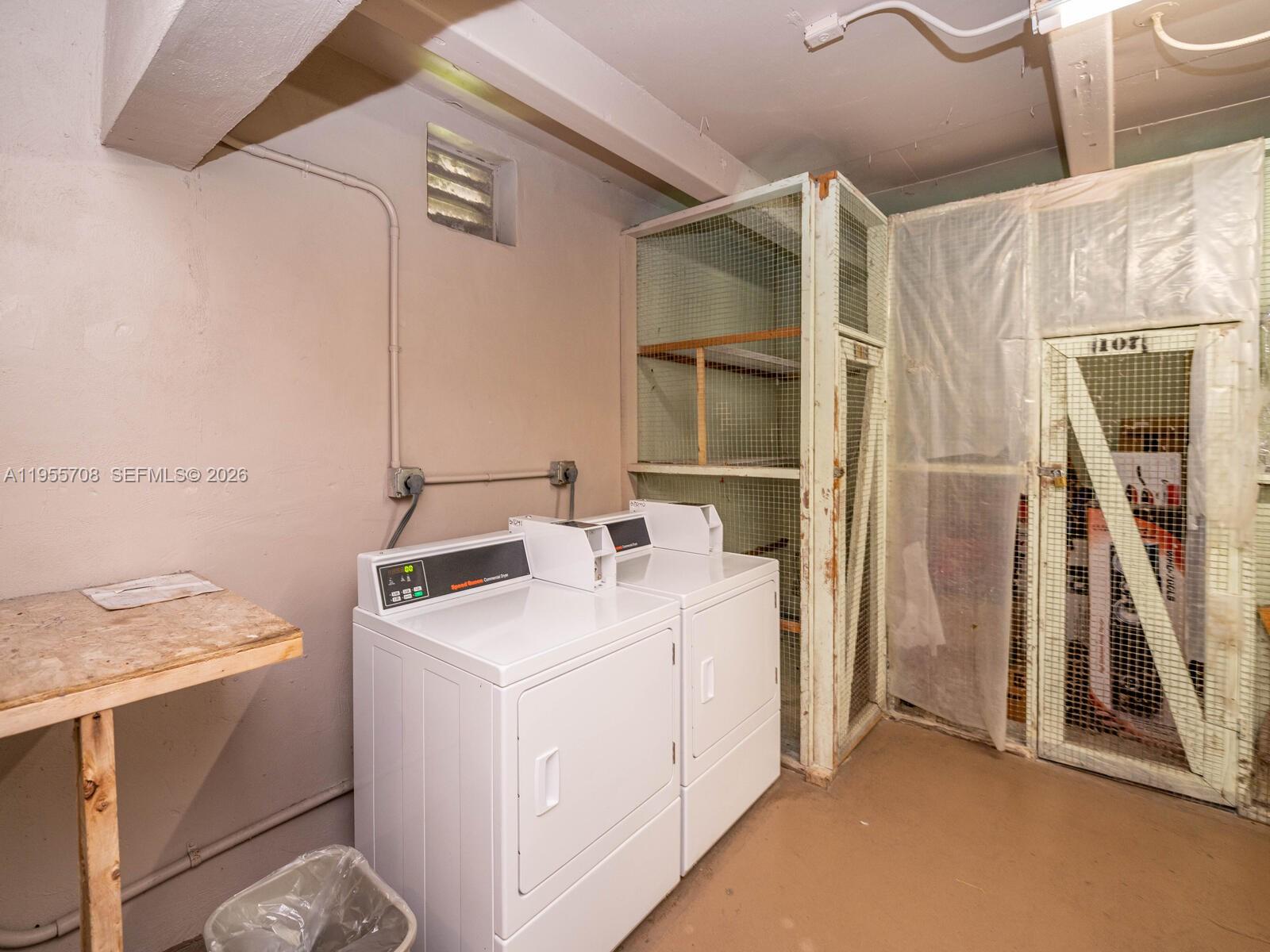 ARROWHEAD CONDO NO IX - Residential