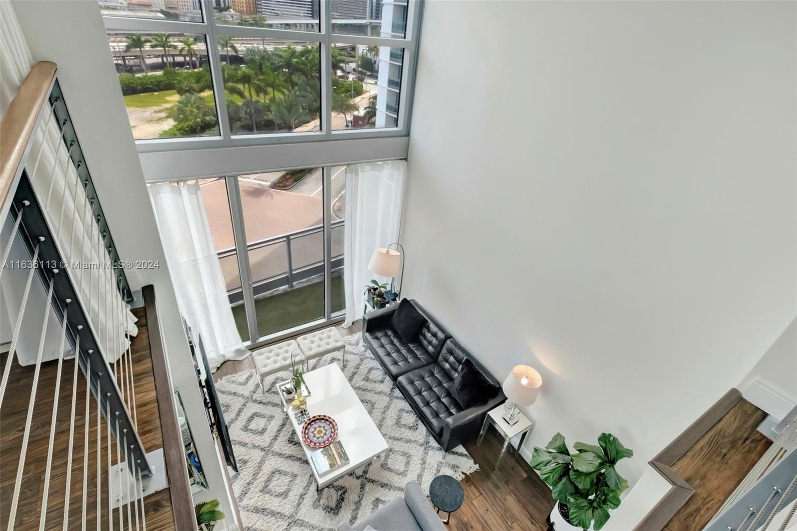 IVY CONDO - Residential