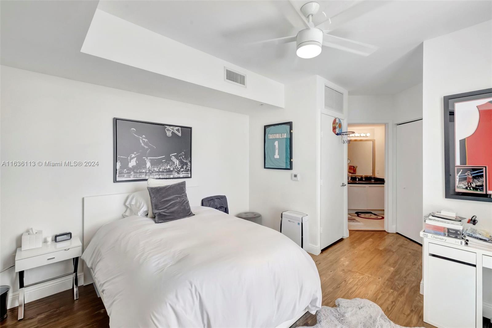 IVY CONDO - Residential