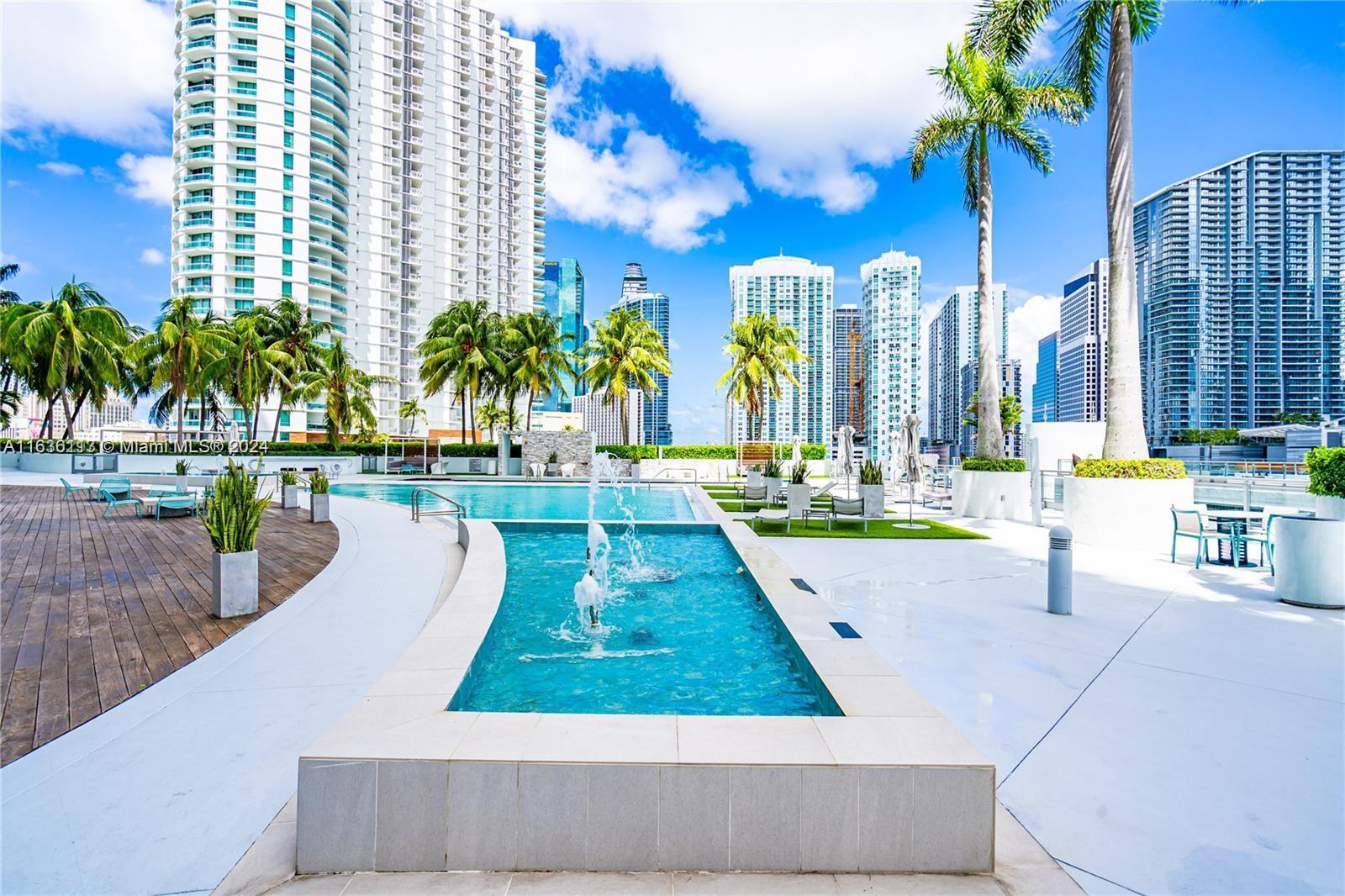 IVY CONDO - Residential