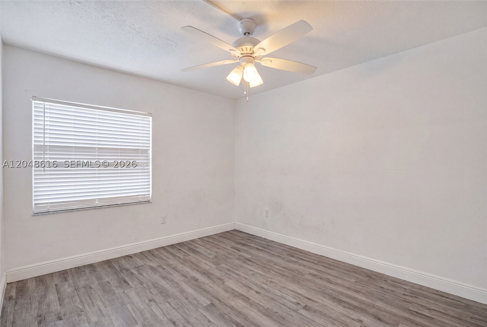 SANDS POINT CONDOMINIUM I - Residential