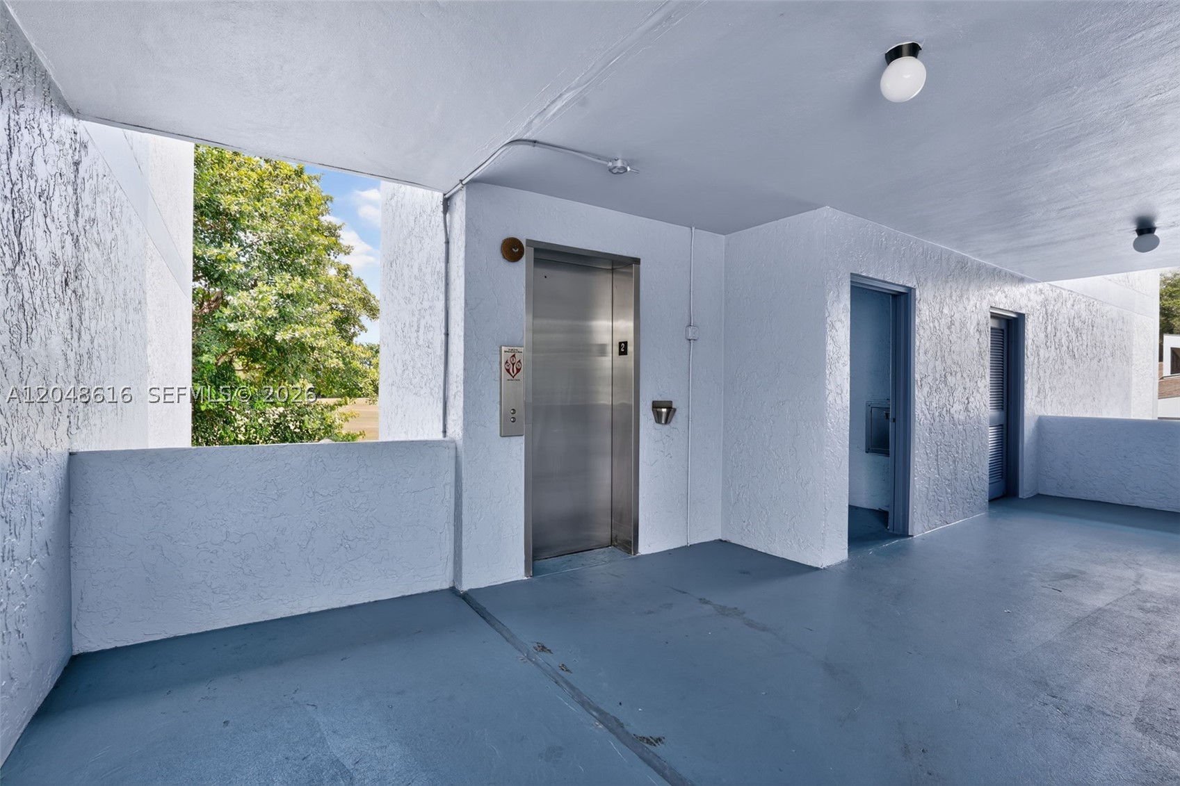 SANDS POINT CONDOMINIUM I - Residential