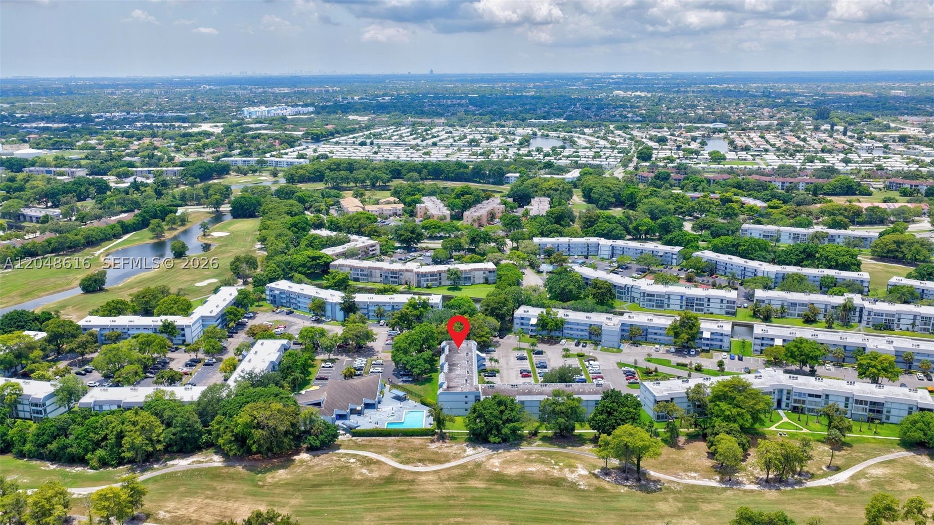 SANDS POINT CONDOMINIUM I - Residential