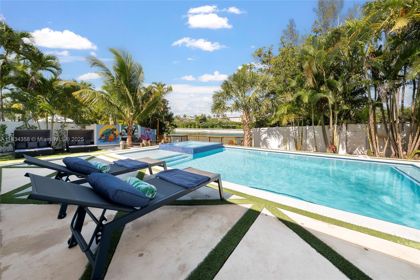 LAKELAND RESUB - Residential