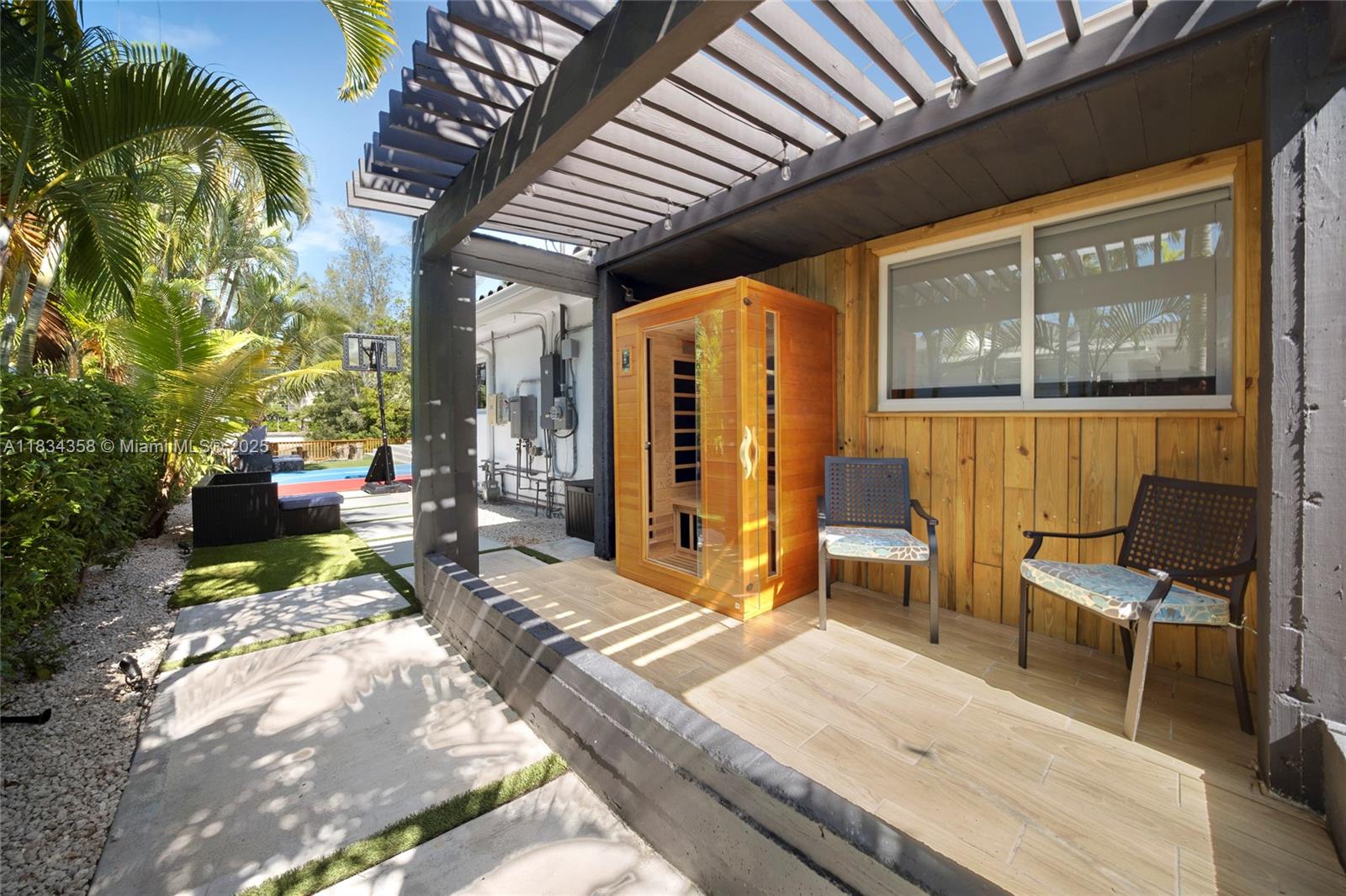LAKELAND RESUB - Residential