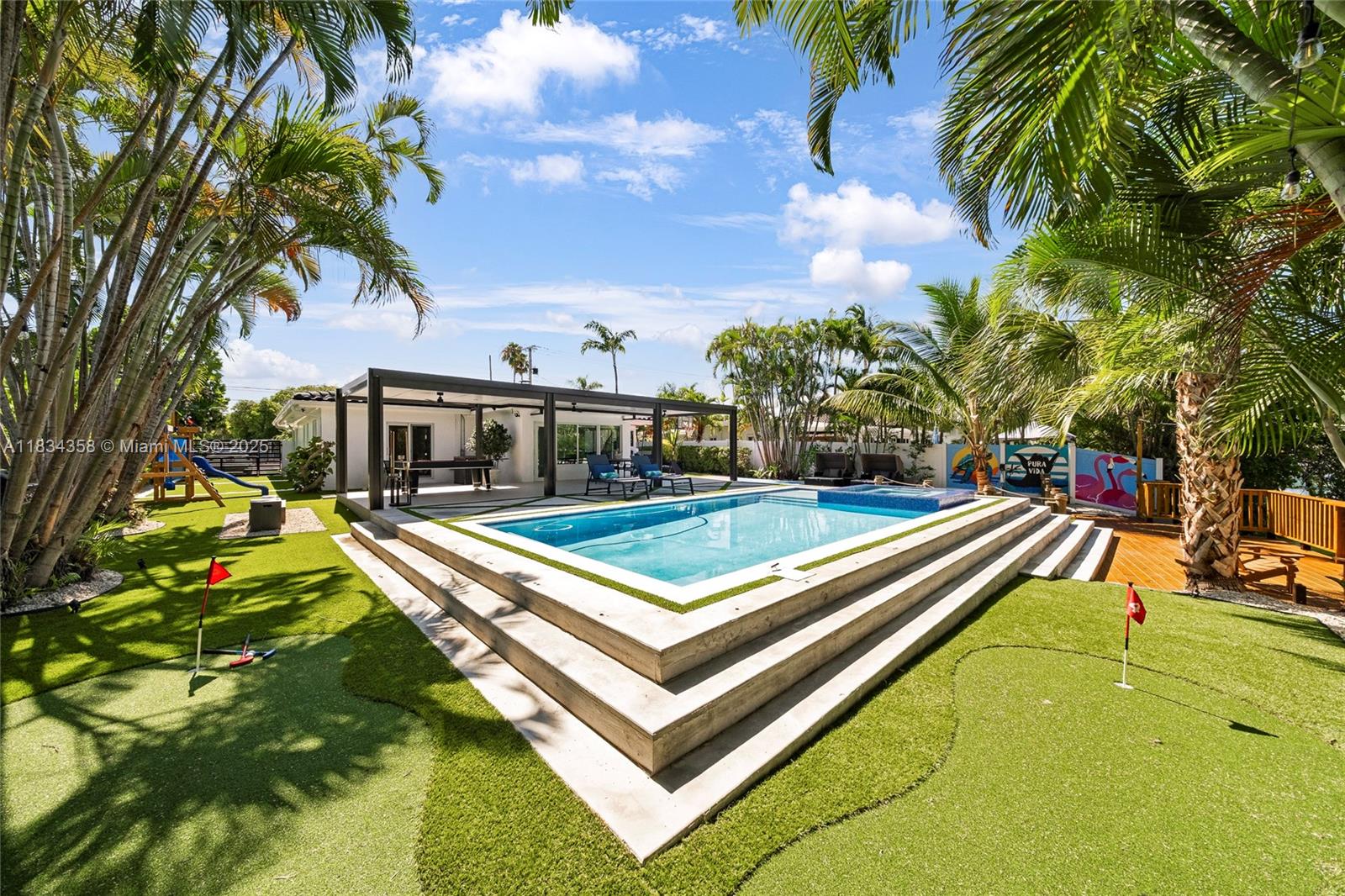 LAKELAND RESUB - Residential